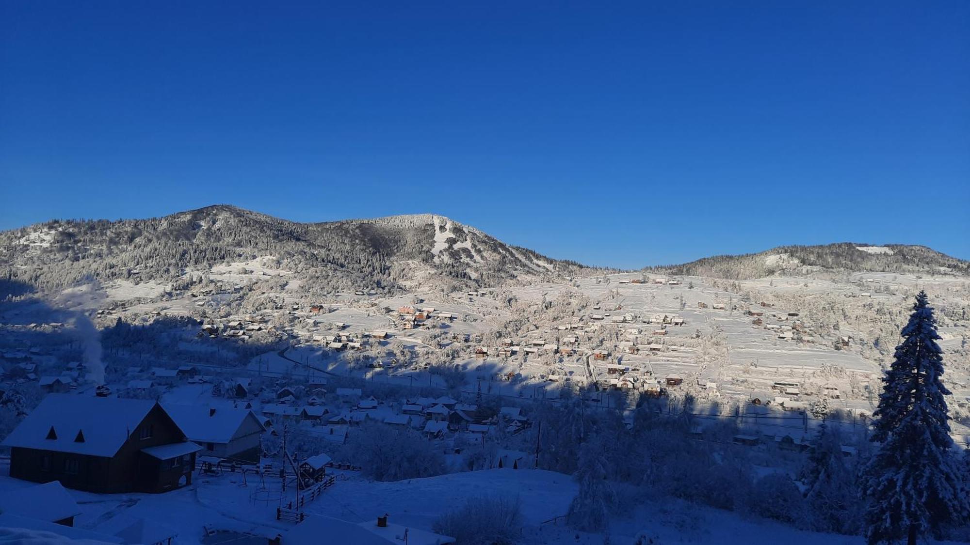 Lisoviy Zatyshok, Z Vidkrutum Litnim Baseynom Otel Slavske Dış mekan fotoğraf