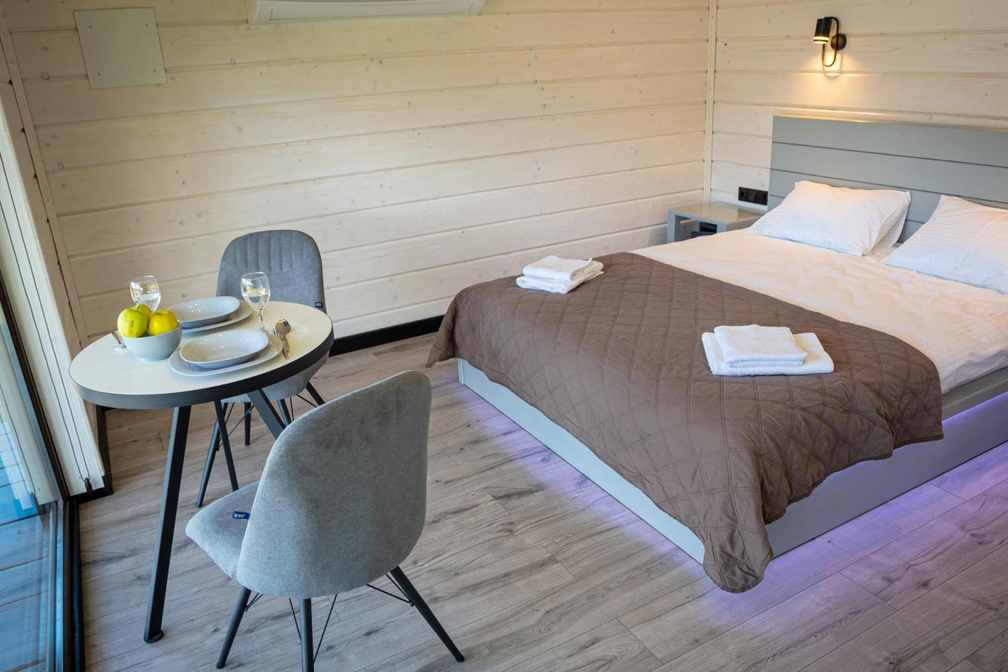 Lisoviy Zatyshok, Z Vidkrutum Litnim Baseynom Otel Slavske Dış mekan fotoğraf