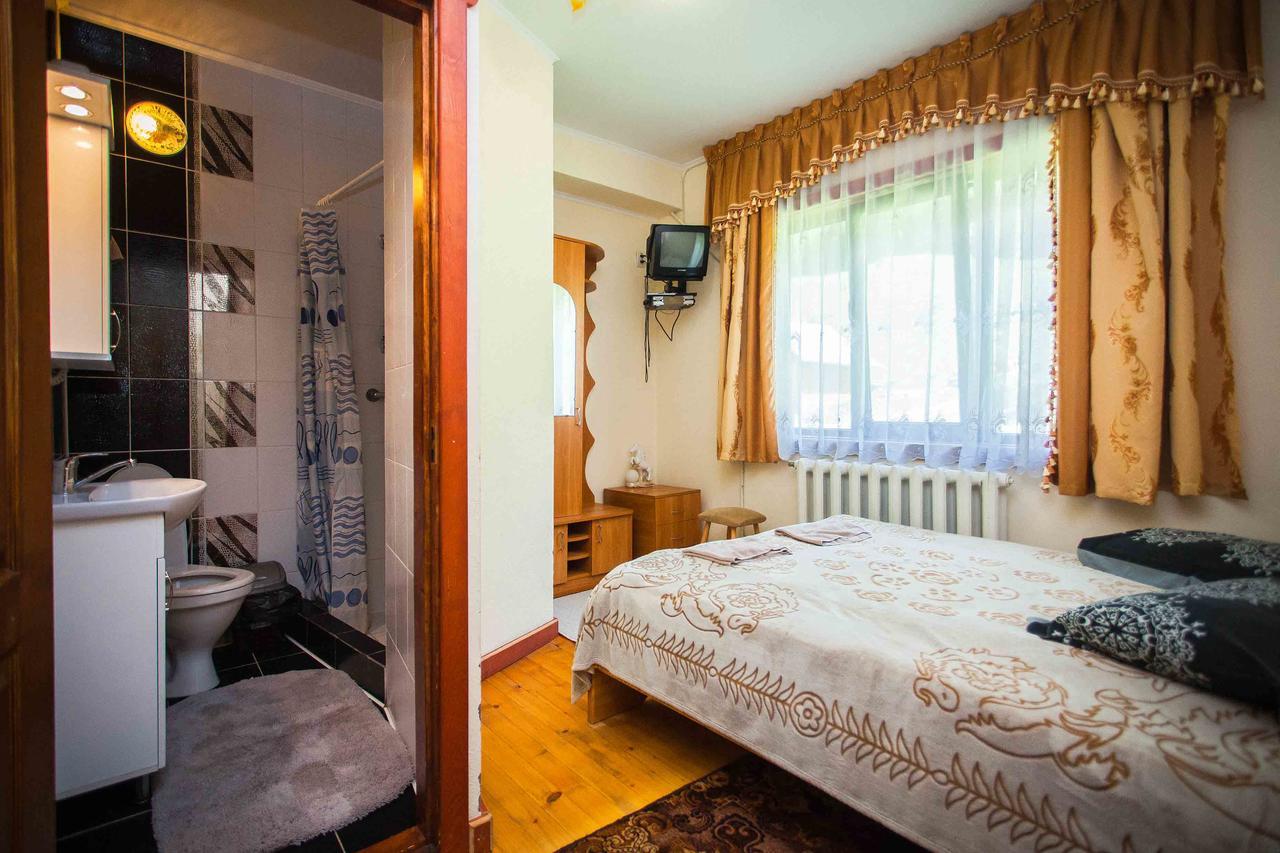 Lisoviy Zatyshok, Z Vidkrutum Litnim Baseynom Otel Slavske Dış mekan fotoğraf