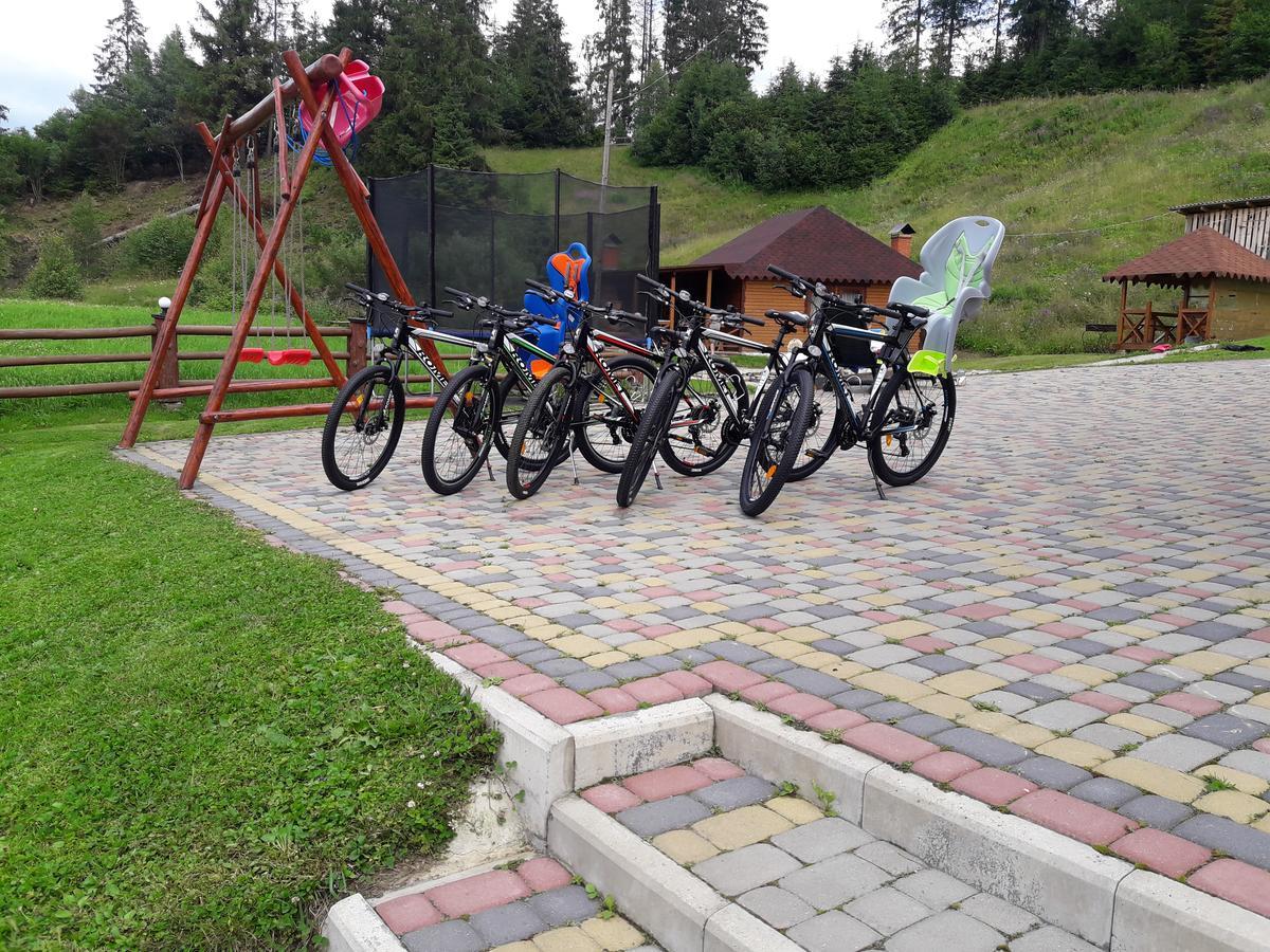 Lisoviy Zatyshok, Z Vidkrutum Litnim Baseynom Otel Slavske Dış mekan fotoğraf